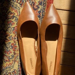 Express flats size 8